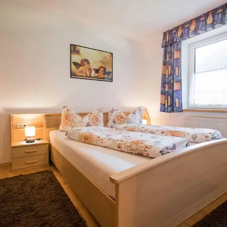 Schlatterhof ノイシュティフト・イム・シュトゥーバイタール