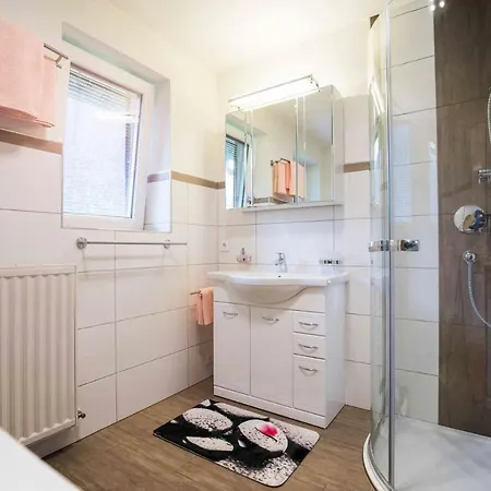 Schlatterhof アパート ノイシュティフト・イム・シュトゥーバイタール